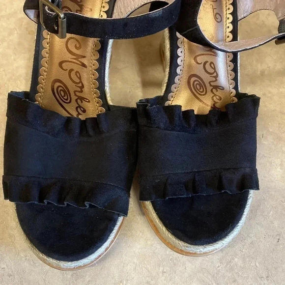 Sam Edelman Black Wedge Sandals - Picture 7 of 13